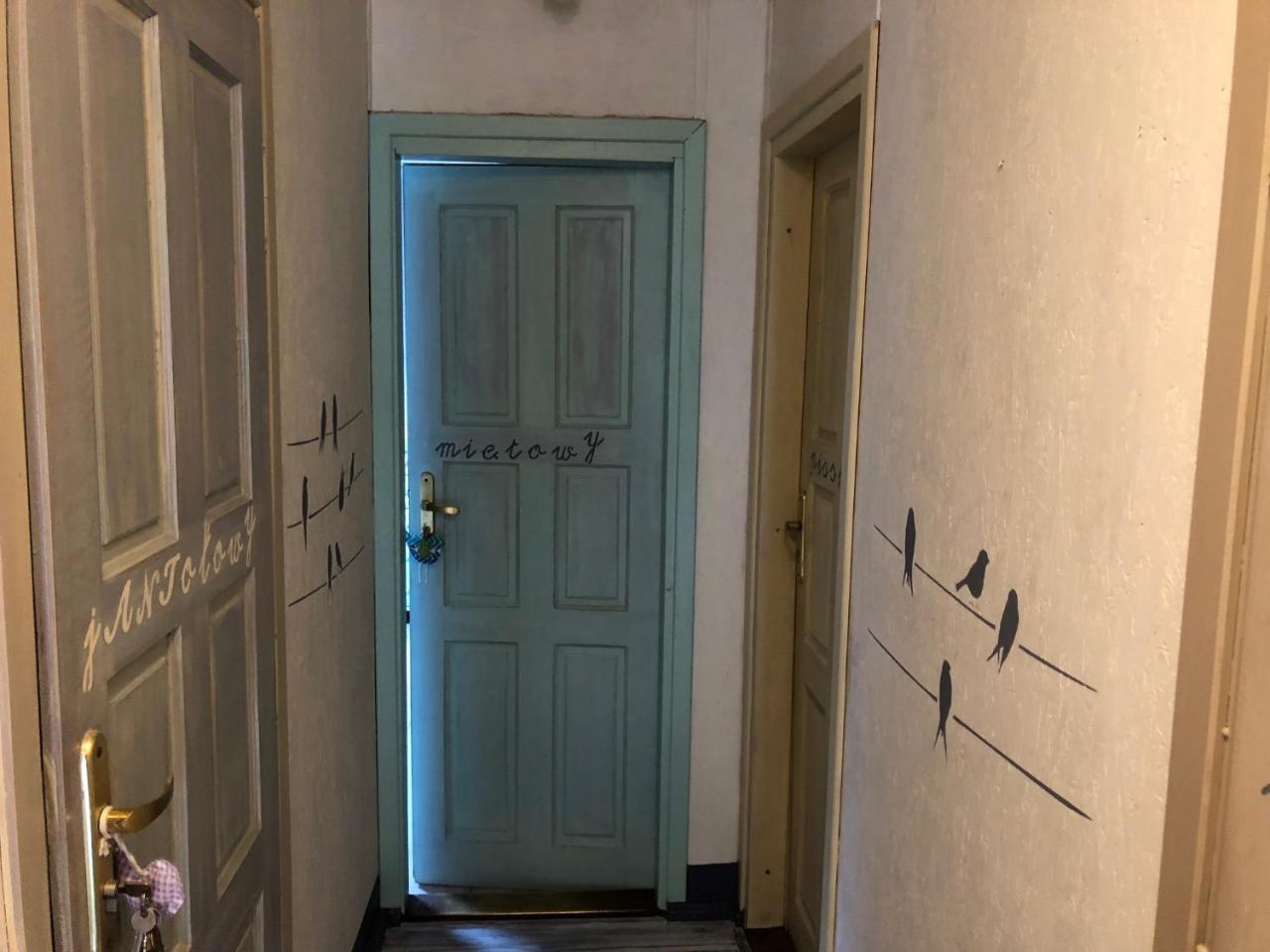 Stajnia Bialy Borek Biskupice Kocurów Esterno foto